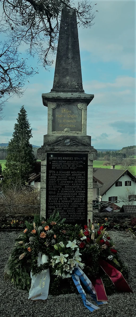 Kriegerdenkmal.jpg