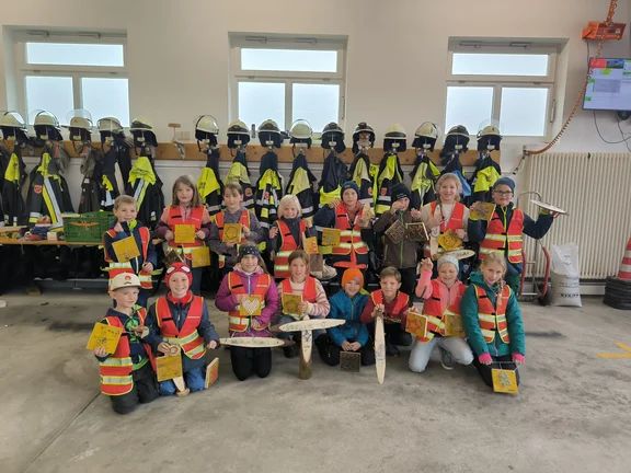 2024 Kinderfeuerwehr Adventsfenster 1.jpg